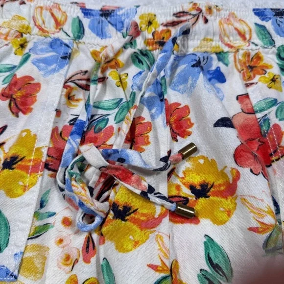 St. John's Bay Floral Linen Women's Shorts - Size Extra Large Tall XL - Picture 4 of 12